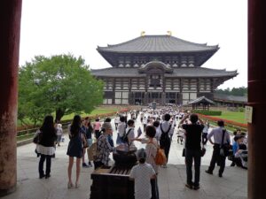 お寺の参拝方法｜正しい作法とマナーを徹底解説