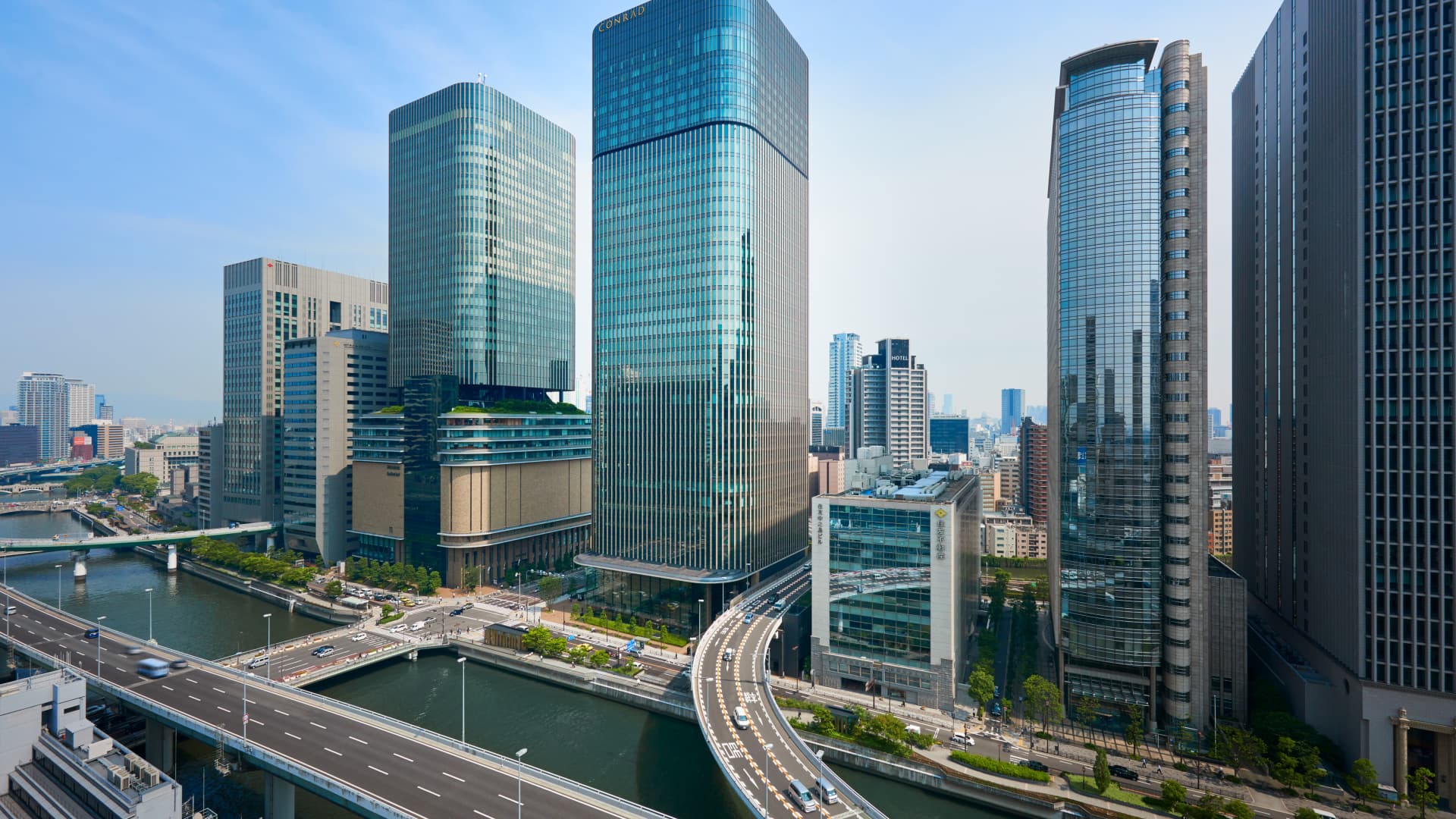 OSACICI_Exterior_Day