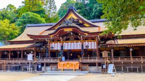 Ōmiwa Shrine: Detailed Overview and History Explained