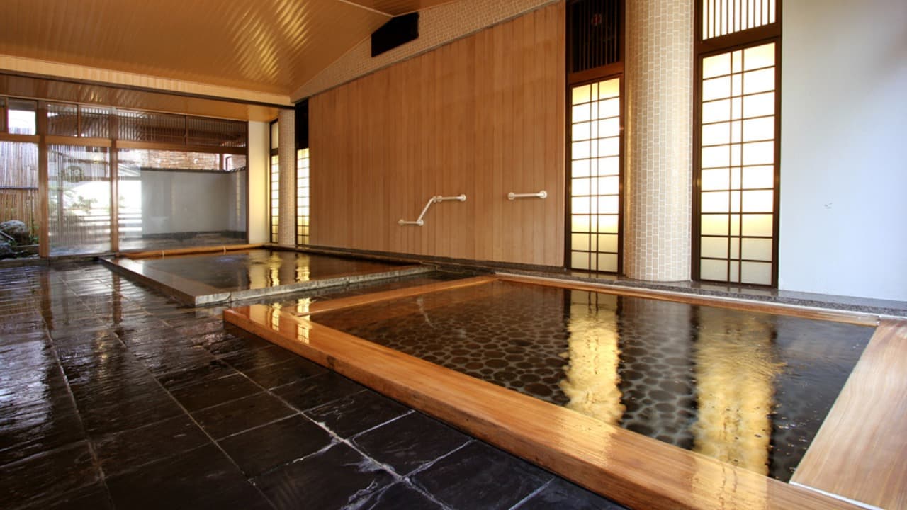 弁天堂 (6)-Nov-16-2024-03-10-13-8943-AM