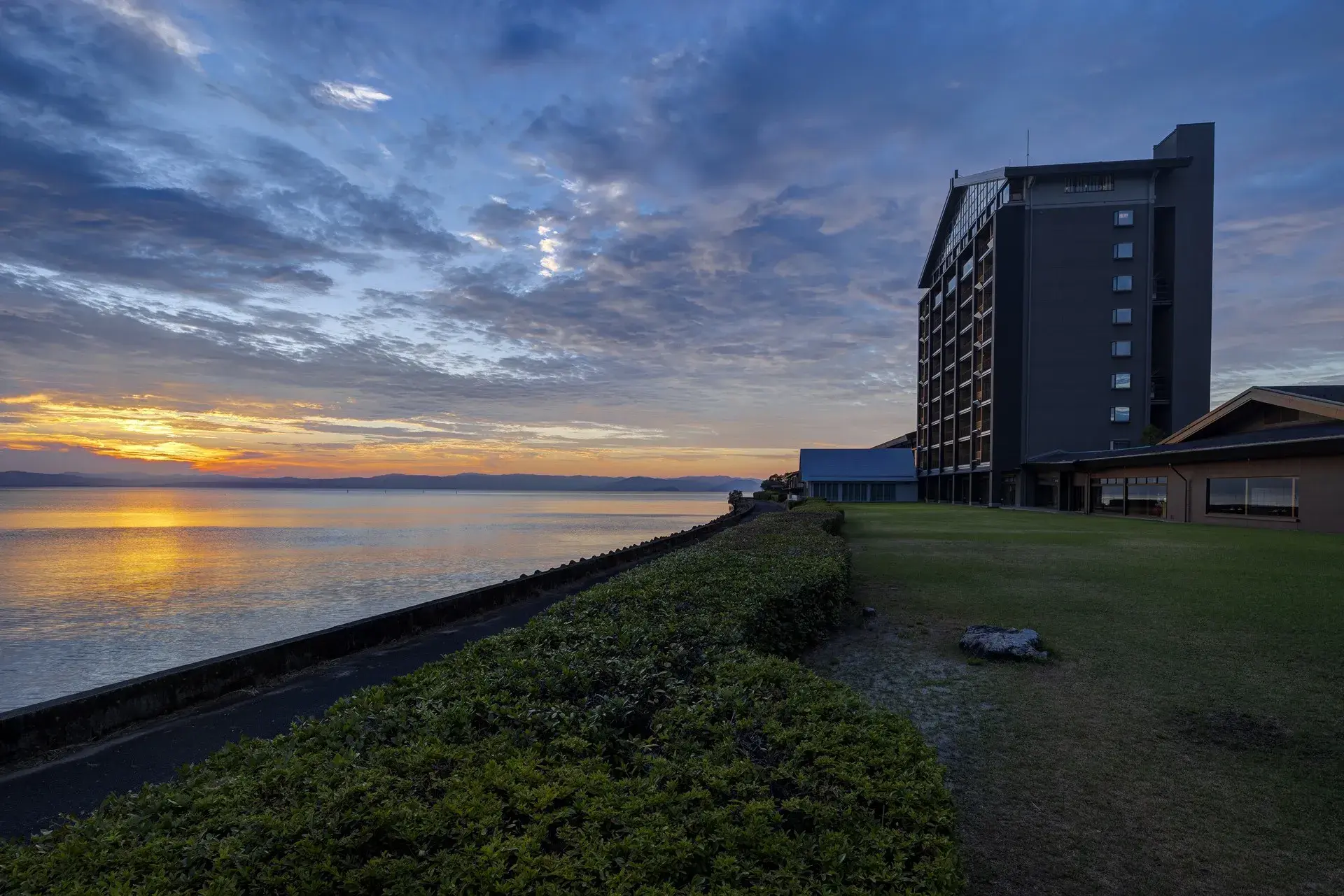 auto_auto_77ff156dea7a6f9b547af6da25c35b457c302df2